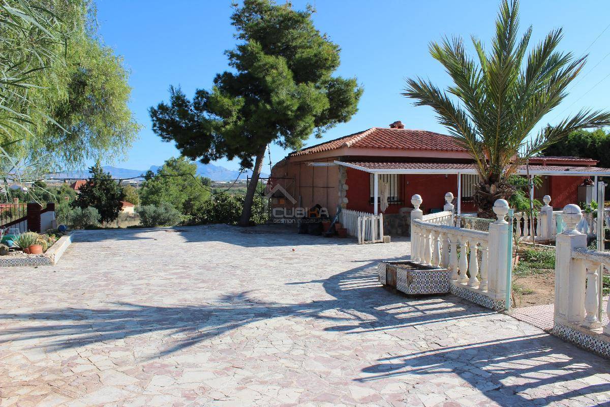 Venta Chalet en Cañada del Fenollar - Alicante | 240000 € | 90 m²